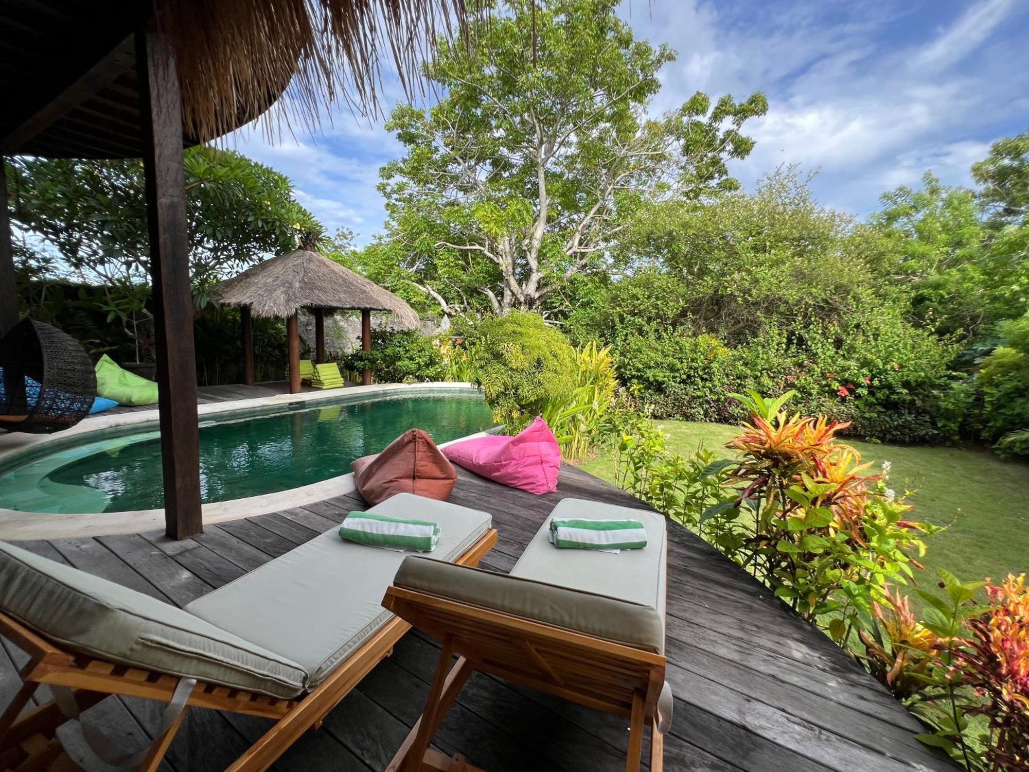 Breezy Point Villas Nusa Dua  Exterior foto